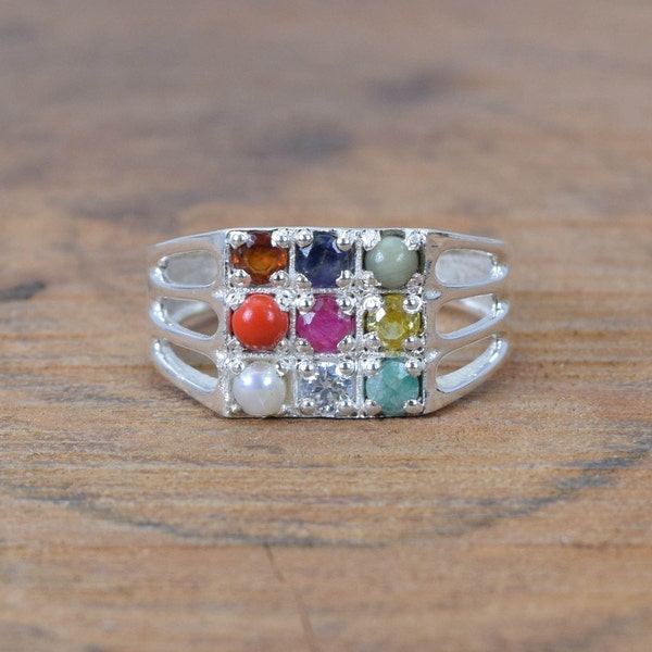 Navaratna 925 Sterling Silver Precious Gemstone Ring ~ Unisex Signer Ring ~ Garnet ~ Iolite ~ Pearl ~ Coral ~ Topaz ~ Cat Eye ~ Gift