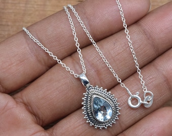 Collana con pietra preziosa ovale in peridoto, collana in argento