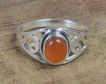Red Carnelian Sterling Silver Filigree Ring - August Birthstone, US Size 7.5