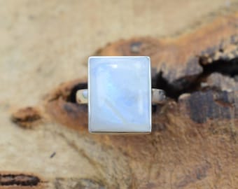 Rainbow Moonstone 925 Sterling Silver White Moonstone Jewelry Gemstone Jewelry Ring