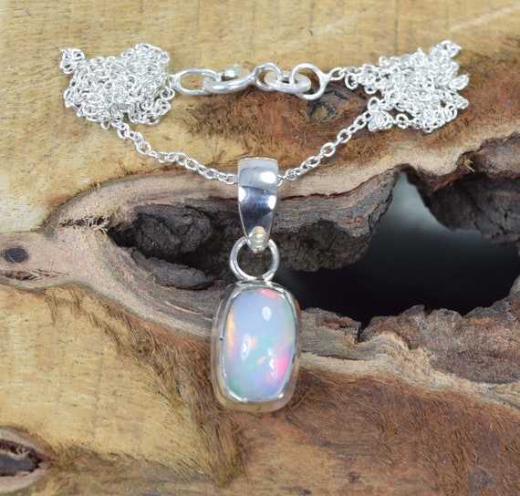 Collana in argento sterling 925 con opale etiope