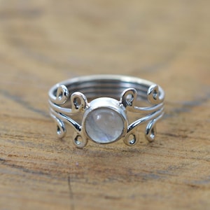 Bague en argent sterling 925 avec pierre de lune arc-en-ciel blanche ~ Cadeau pour elle
