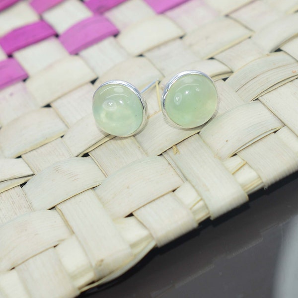 Green Prehnite 925 Sterling Silver 1 Pair Stud