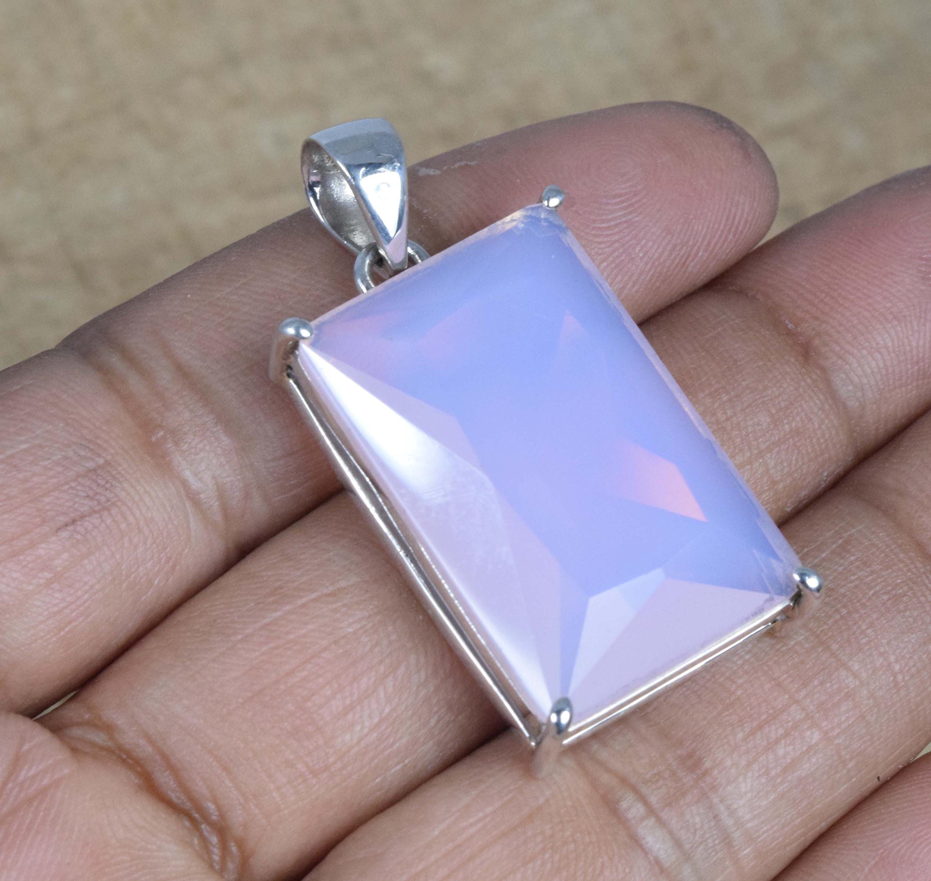 ピンククォーツスターリングシルバーペンダント：手作りの長方形の宝石