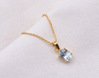 Collar con colgante de topacio azul en oro de 9 quilates hecho a mano: joyería de piedras preciosas naturales