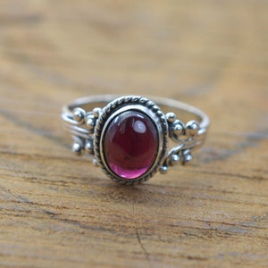 Anello in argento sterling 925 con granato rosso