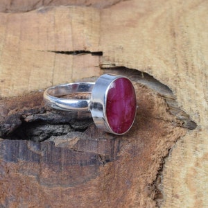 Bague En Argent 925 Avec Rubis Facetté Coussin - Style Art Déco - Taille 7 Ou Sur Mesure