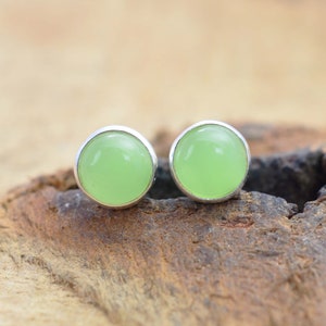 Round Cabochon Green Jade CZ Halo Stud Earrings Gift 925 Solid Sterling Silver Round Cabochon Green Jade CZ Halo Stud Earrings Gift 925 Solid Sterling Silver