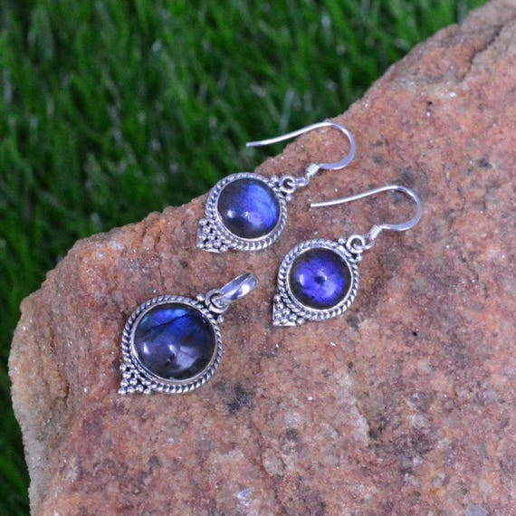 Labradorite Jewelry Set: 925 Sterling Silver Pendant and Earrings, Boho Dainty Gift
