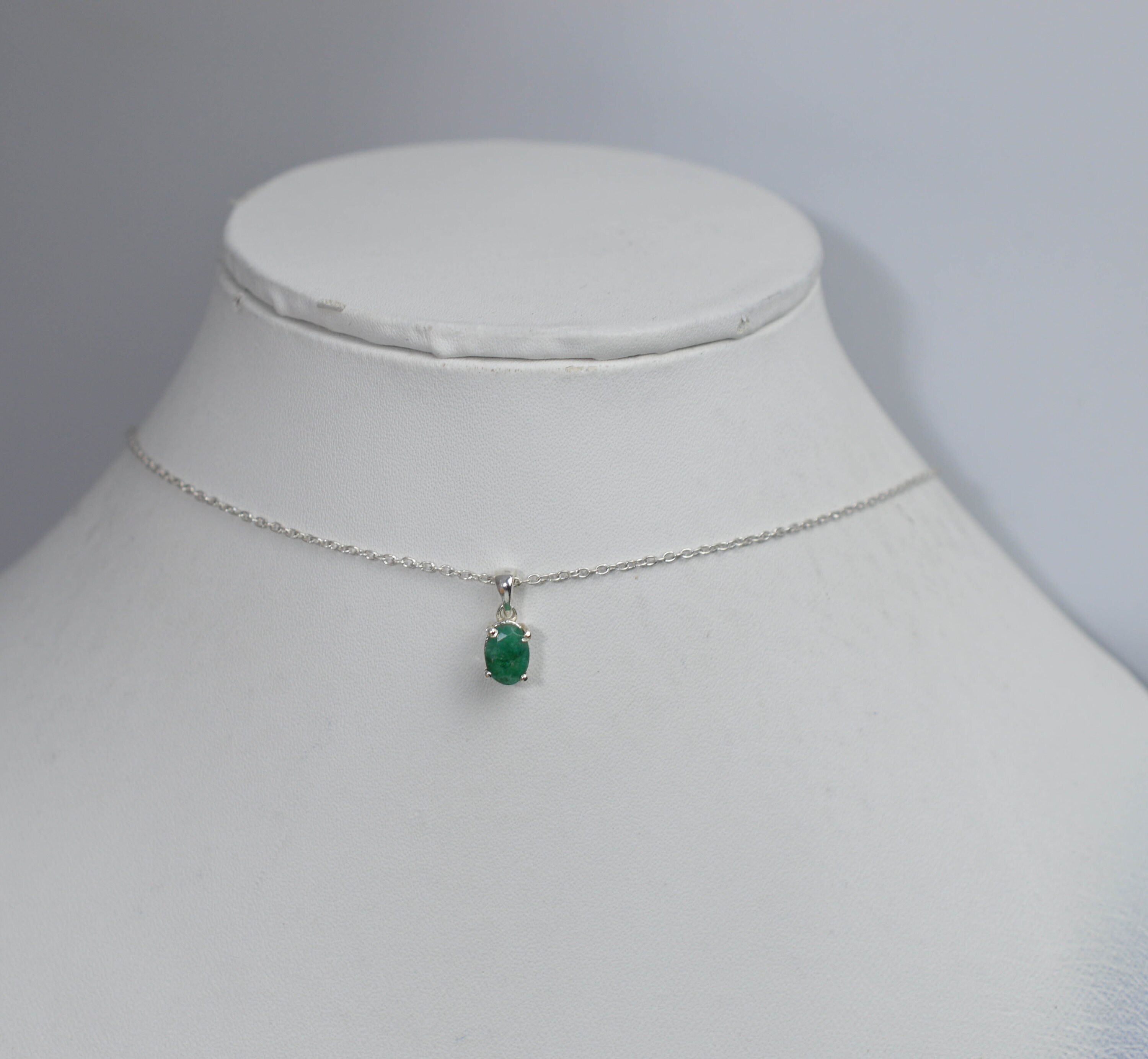 グリーンエメラルド 925 スターリングシルバー ハンドメイドジュエリー