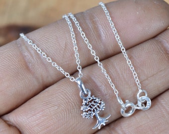 Collar Árbol de la Vida en Plata de Ley: Diseño Contemporáneo Hecho a Mano