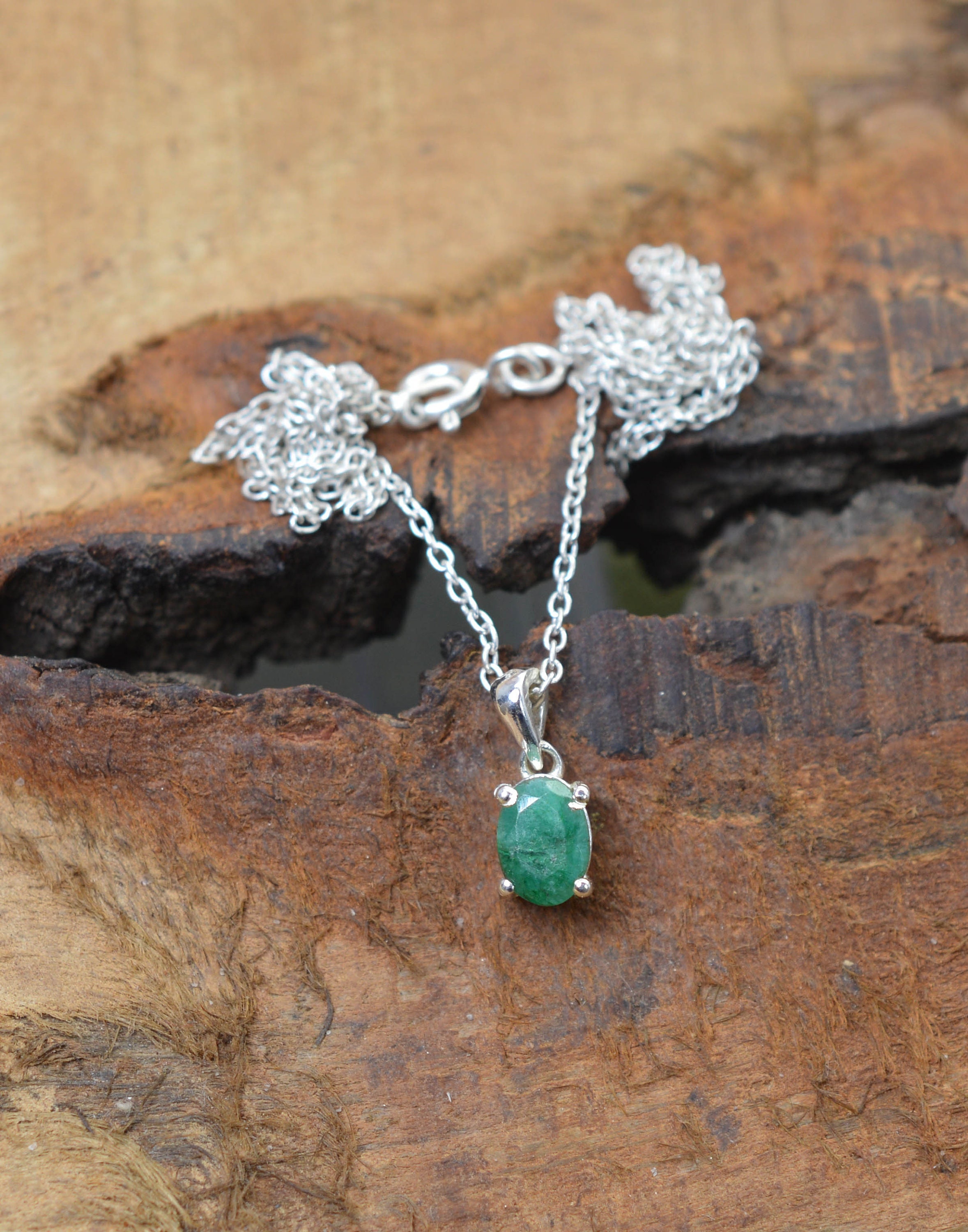 グリーンエメラルド 925 スターリングシルバー ハンドメイドジュエリー