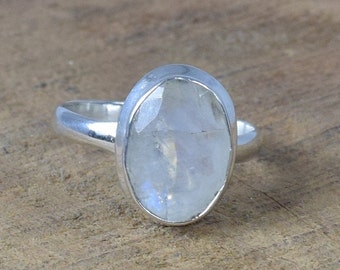 Cut White Rainbow Moonstone 925 Sterling Silver Gemstone Jewelry Ring ~ June Birthstone ~ Rainbow Moonstone Jewelry ~ Gift For Christmas