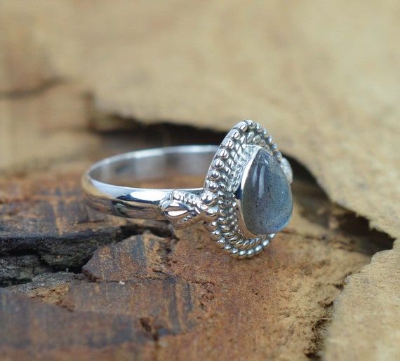 Labradorite 925 Sterling Silver Gemstone Ring - Etsy Labradorite 925 Sterling Silver Gemstone Ring - Etsy