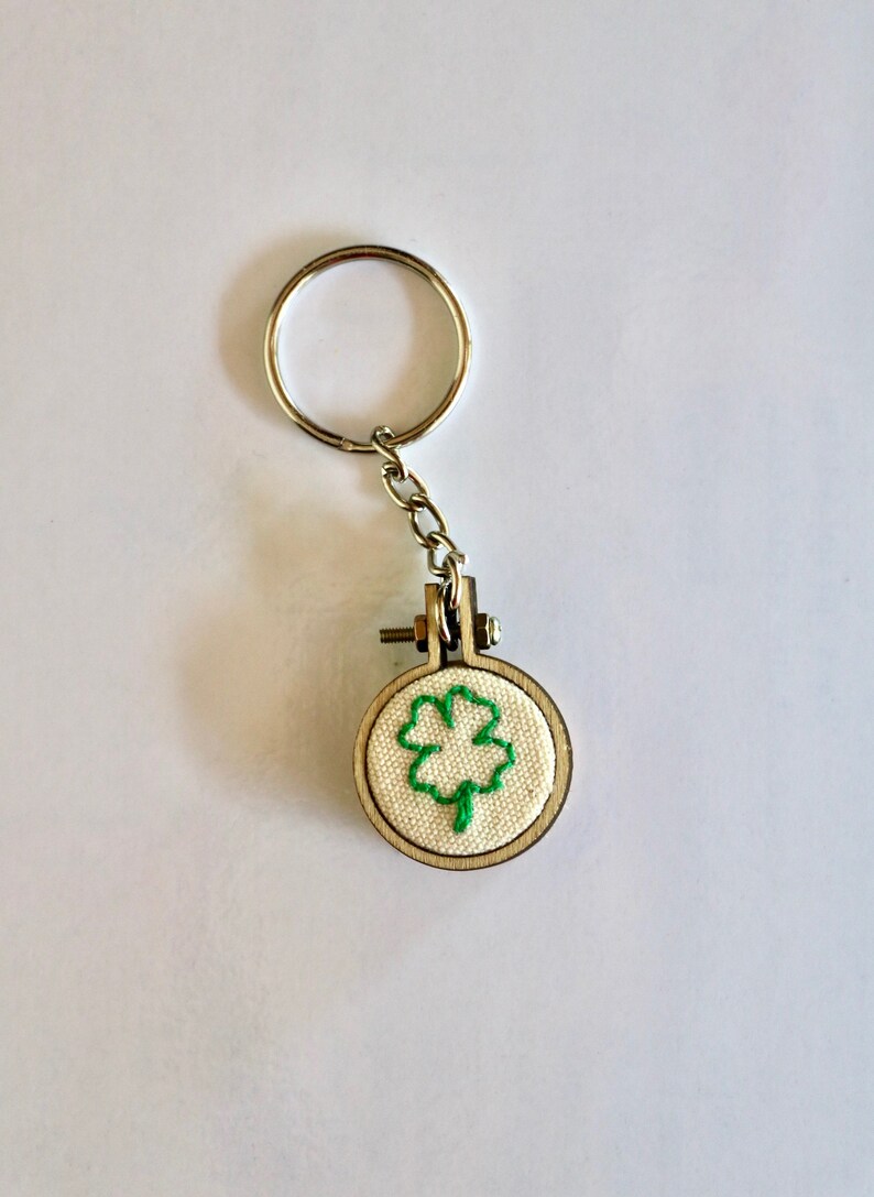 Embroidery Keychain/mini Embroidery Hoop/fruit Keychain/embroidered