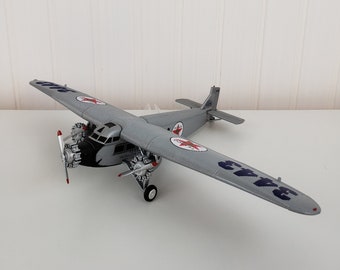 レアWings of Texaco 1927 Ford Tri-Motor 2機 Wings of Texaco 1927 Ford Tri Motored Monoplane Die Cast