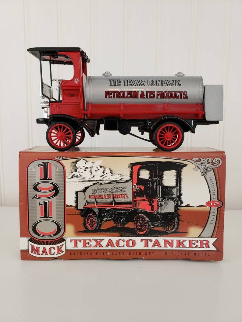 1910 mack texaco tanker