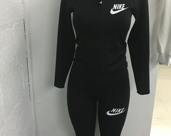 nike two piece legging set
