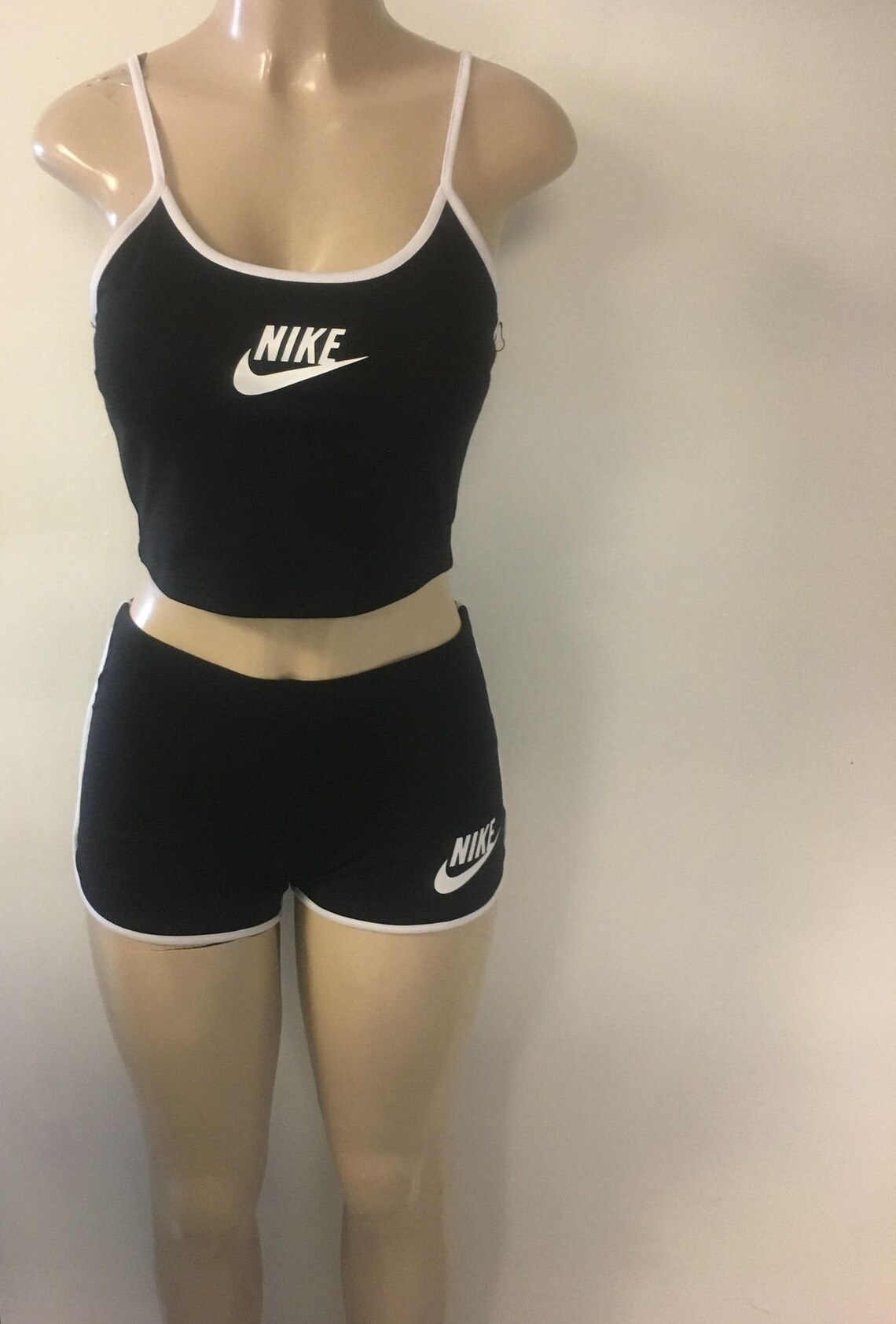nike two piece short set