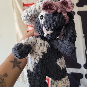 Baby Bonnie Bunny Snuggler: Soft Blanket Yarn Plushie