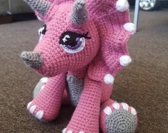 Sarah the Triceratops crochet pattern, triceratops crochet pattern, crochet triceratops, dinosaur crochet pattern, triceratops, crochet dino