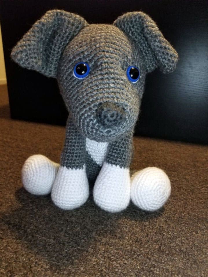 30 Pitbull Crochet Patterns for Amigurumi, Blankets, Pillows, and More 18 Picasso the Blue-Nosed Pitbull Pattern