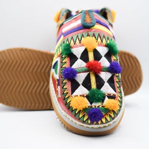 Moroccan Berber slippers, Women Pom Poms leather shoes, Amazigh embroidered Babouche, Handmade tassels sheepskin loafers