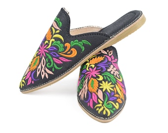 Moroccan Leather Mules: Embroidered Floral Babouche Slippers
