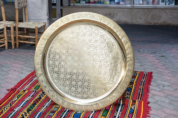 Round on sale brass tray