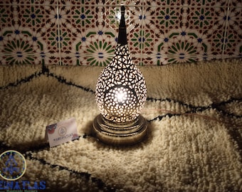 Farol marroquí de metal hecho a mano: Lámpara de pie