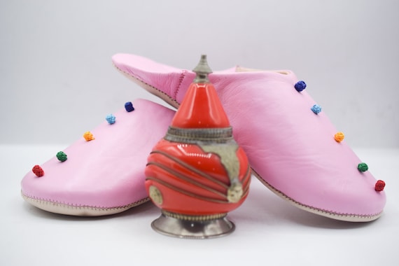 Morocco handmade embroidered Slippers, Leather bows mules, Moroccan Traditional Babouche, Round toe ethnic footwear