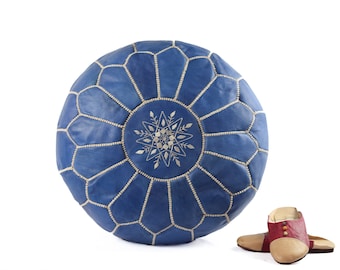 Puf otomano de mezclilla azul marroquí: bordado con puntada blanca redonda