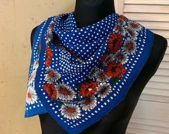 Preppy scarf Vintage daisy square scarf women