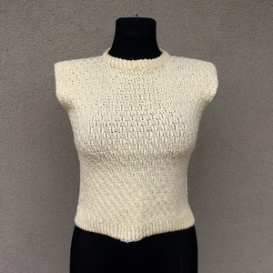 Vintage Knit Vest: Light Academia Style, 90s Acrylic Sweater
