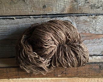 Destash yarn. Vintage organic rug wool & cotton macrame cord 2mm for dyeing in brown colorway, 3 ply