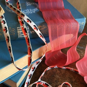 Vintage lace trim lot. Antique edging tape woven ribbon destash bulk 1 cm / 0.39 &quot; - 6 cm / 2.4&quot;