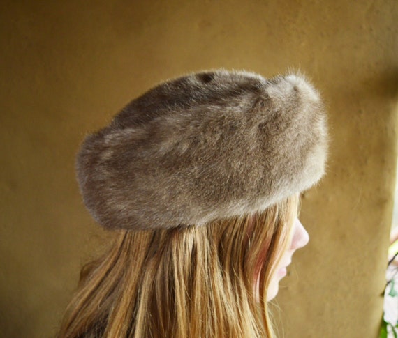 Grey mink fur hat Russian vintage 1970s hat