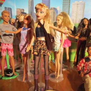 Mattel MY Scene Doll DELANCEY Kleid Geldbörse Boots No Flaws Cutie
