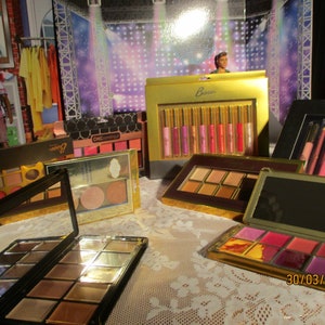 Grote set make-up de make-upgroep van uw zakenvrouw