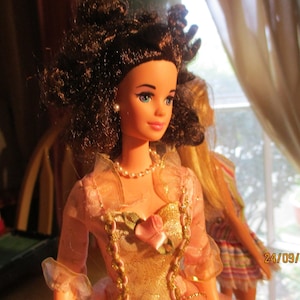 Mattel Barbie Victorian Madame Doll: Pretty in Pink, Dark Hair, 1990s