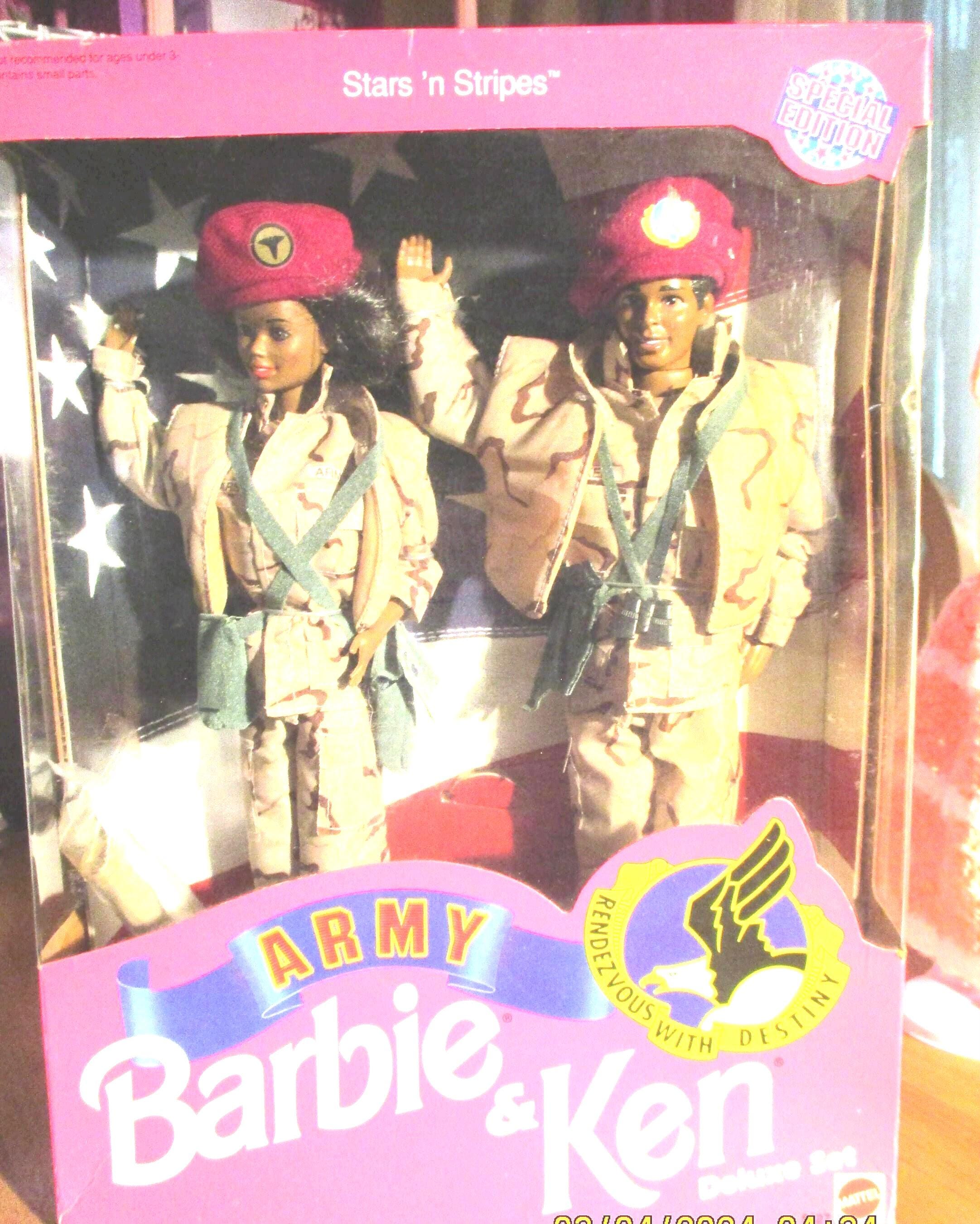 Vintage 1992 Barbie & Ken Deluxe AA 