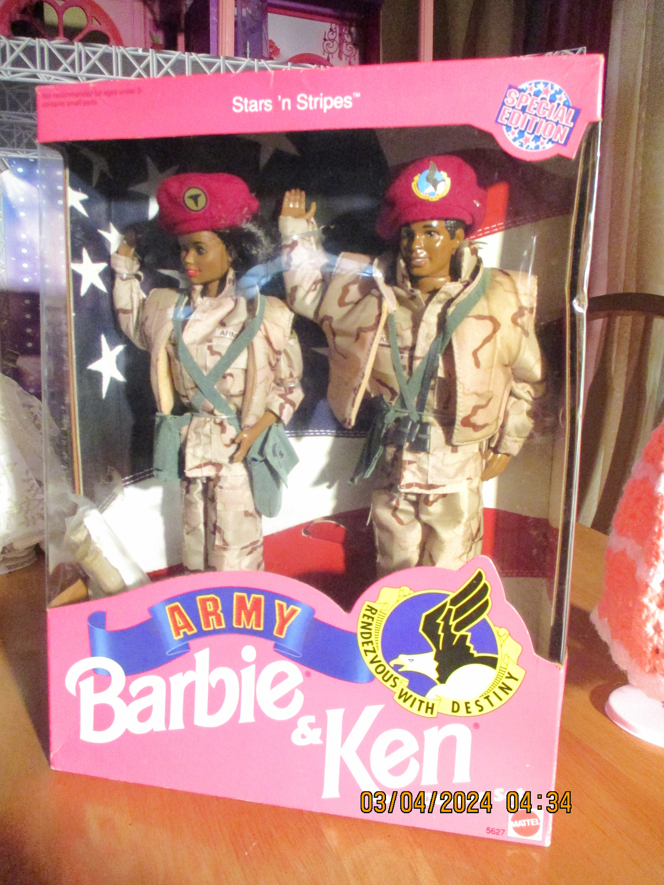 Vintage 1992 Barbie & Ken Deluxe AA 