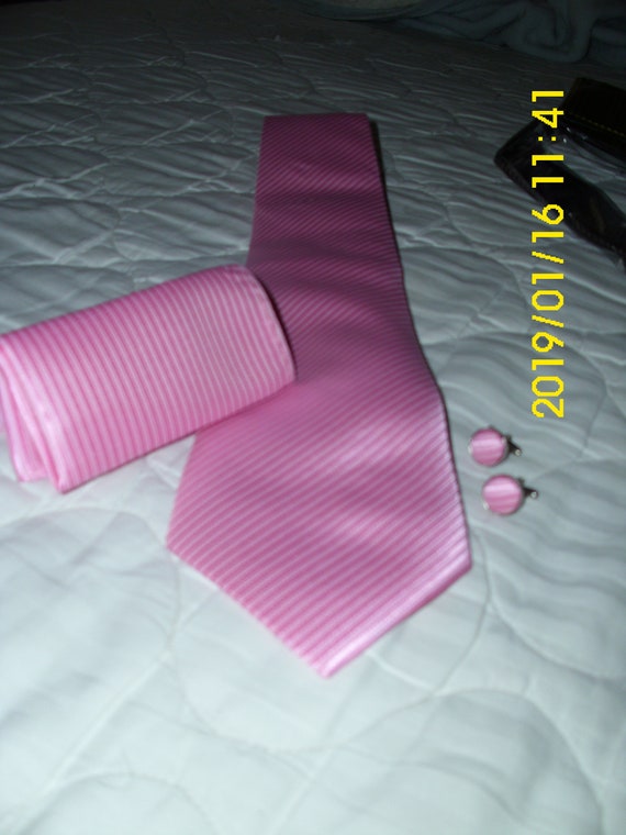 Men's Neck Tie Set Three Pieces Cufflinks Neck Ti… - image 9