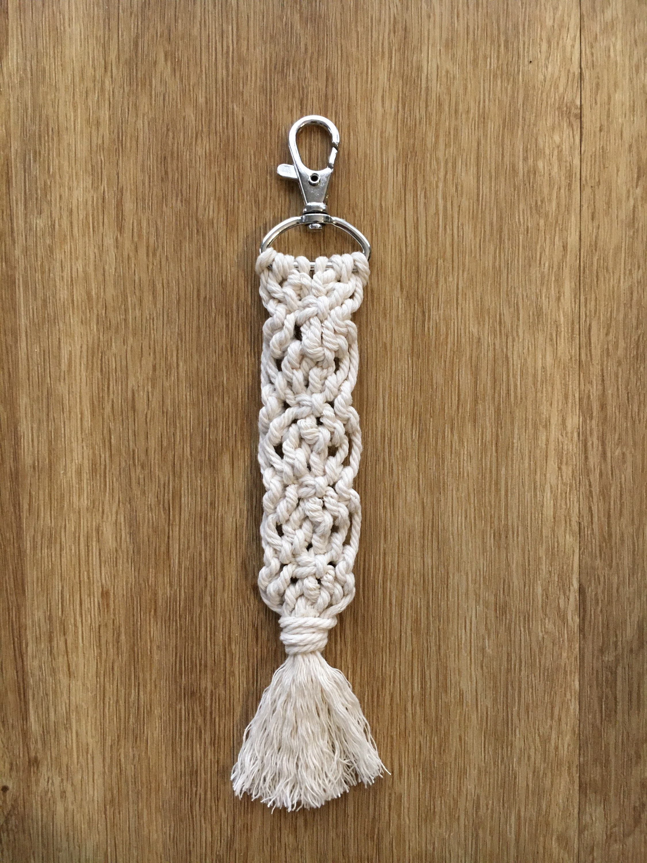 Macrame Keychain Carabiner - Etsy