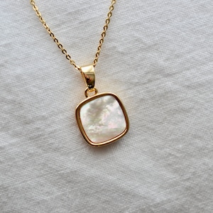 Gold Filled Mother of Pearl Pendant Necklace, Gold Pearl Charm Necklace, Pearl Layering Necklace, Gold Statement Stacking Charm Necklace