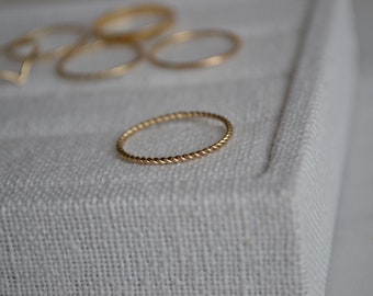 Thin Gold Twist Rope Ring, Delicate Twist Rope Ring, Simple Stacking Ring, Gold Rope Ring, Dainty Gold Filled Ring, Gold Rope Stacking Ring