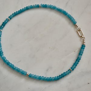 Sterling Silber Jade Halskette, Blaue Perlen Sommer Halskette, Rondelle Perlenkette, Bunte Edelstein Halskette, Jade Kristall Halskette