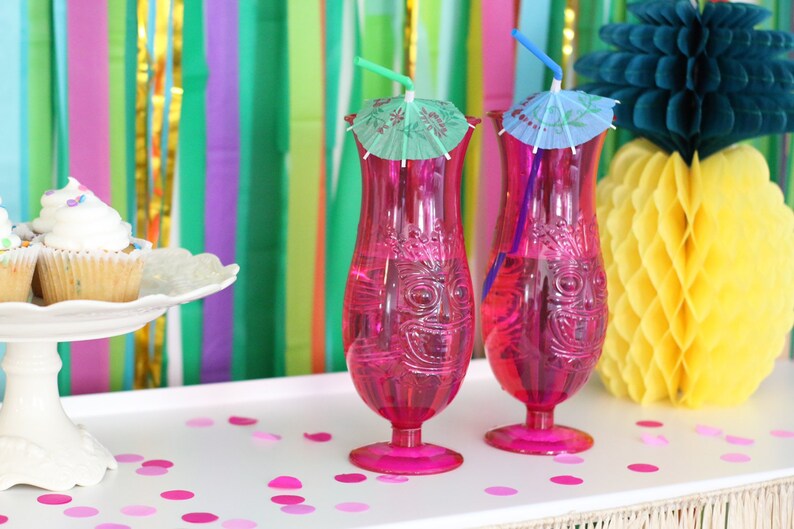 Streamer Backdrop Tropical Party Decorations Moana Birthday Hawaiian Luau Photo Booth Jungle Safari Party Fringe Backdrop Wild one