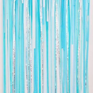 Toile de fond avec banderoles des fêtes, franges de fond, fête hivernale au pays des merveilles, décorations de fête des fêtes, fête de Noël bleu, photomaton des fêtes