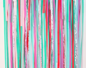 Fondo navideño con serpentinas, fondo con flecos, decoración para fiestas navideñas, fondo para fiestas de Navidad, fotomatón, mesa de postres, rosa, verde